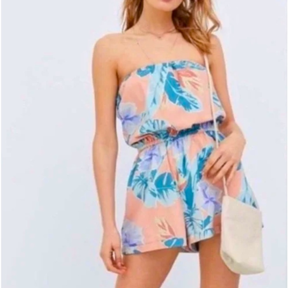 UO Kimchi Blue peach Cotton sleeveless shorts tropical palm romper